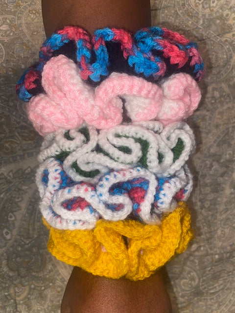 "Suprise Me" Scrunch / Hair Tie